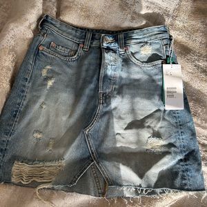 H&M denim ripped skirt